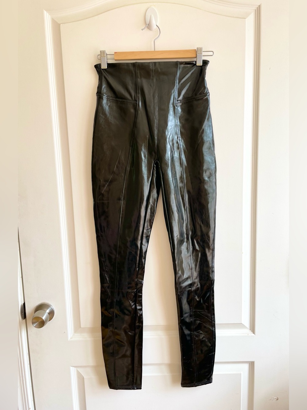 Spanx Faux Patent Leather Liquid Gloss Leggings Women's Small TALL Black